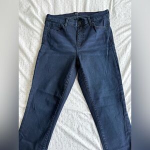 Gap dark wash jeans size 30